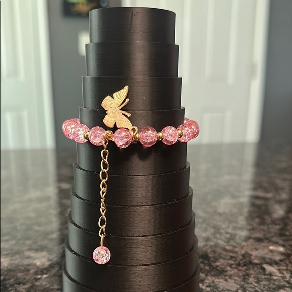 Butterfly Charm Bracelet Pink Butterfly and Sparkling Beads Dangling Accent NWT - Picture 7 of 8